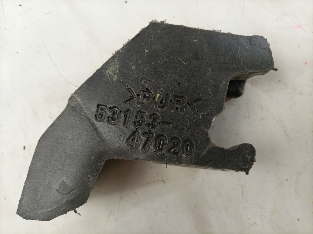 фото №8, Toyota prius iv 15 шумоізоляція ґрати двірники