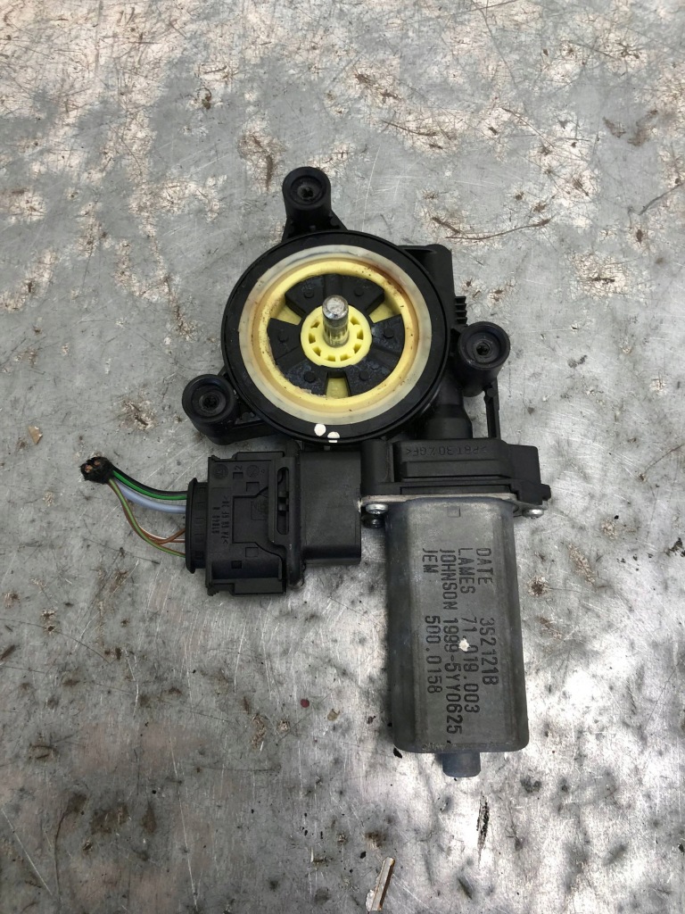 фото №1, Моторчик стекло правый перед bmw f30 5000158