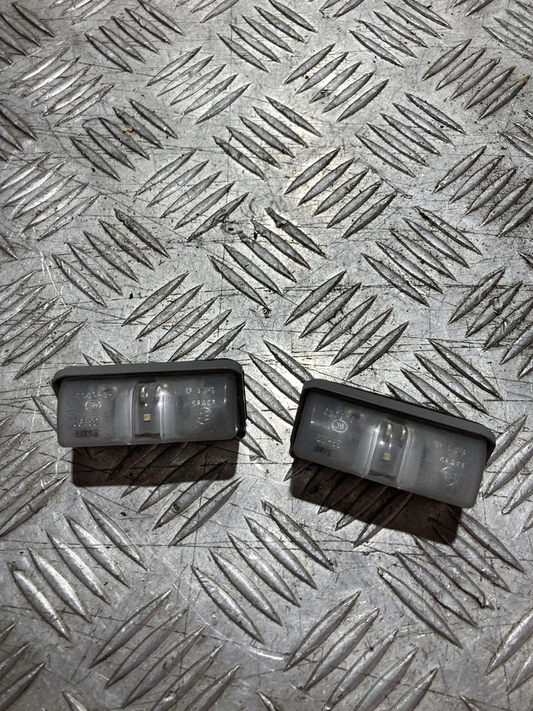 фото №1, Лампа освітлення номерного знака реєстраційний toyota rav4 v 19-