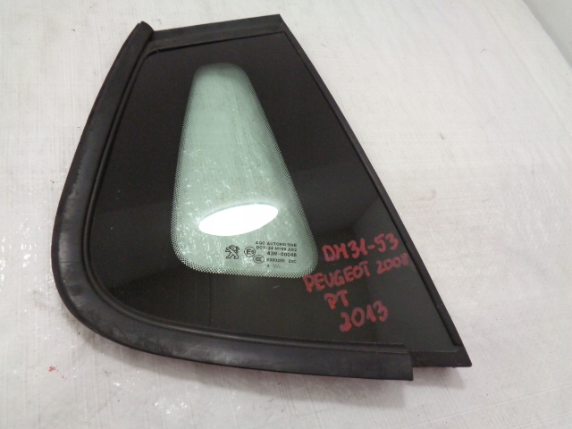фото №1, Peugeot 2008 скло скло задня 2013r права
