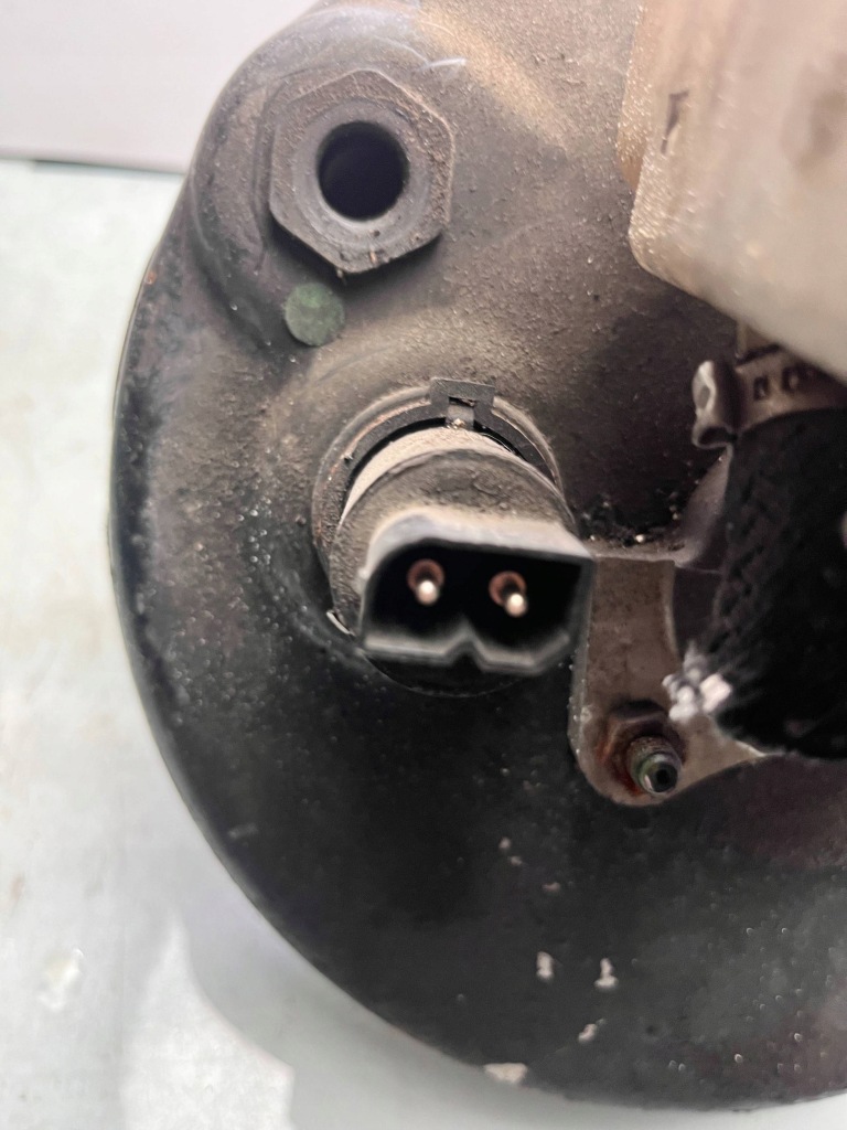 Bmw z3 e36 --- усилитель тормозов тормозные 10636219044 Недорого