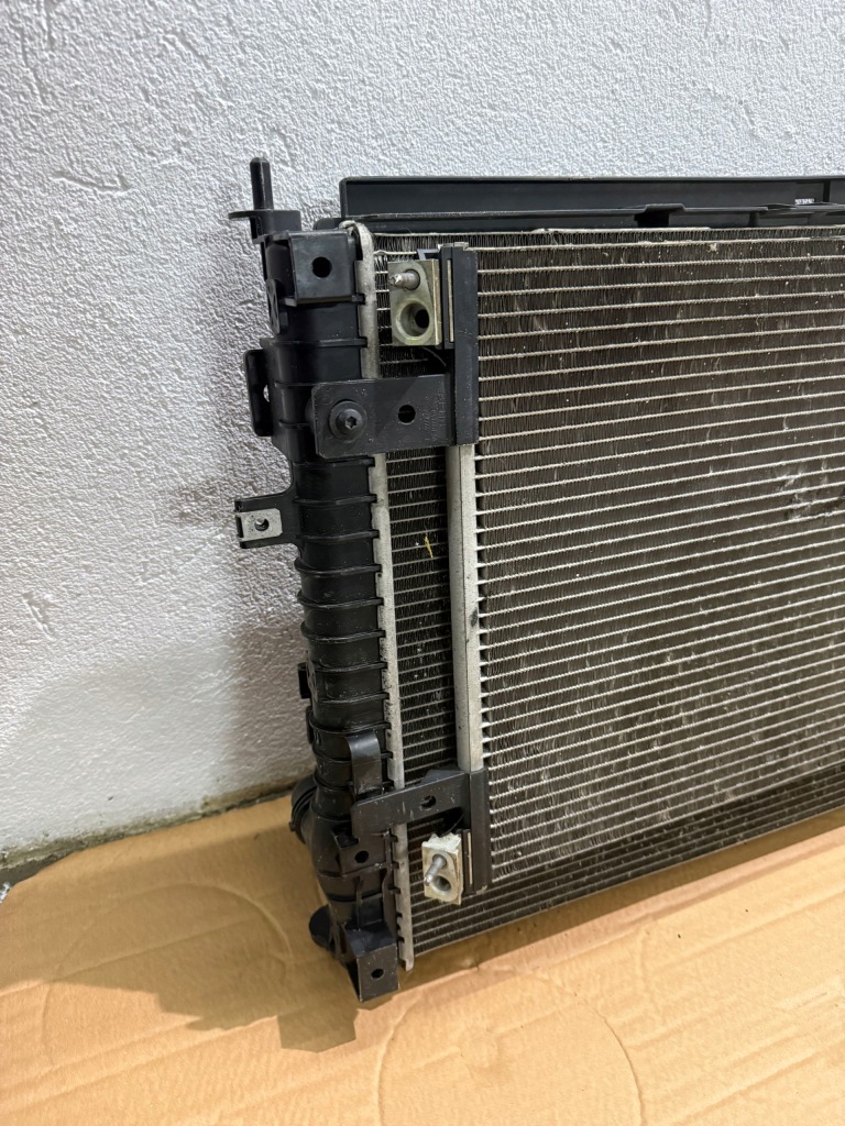 Комплект радиатор peugeot expert jumpy proace iii 2.0 hdi автоматическая коробка передач с Разборки