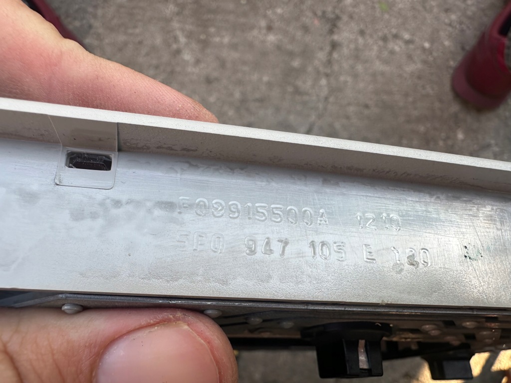 фото №3, Лампа стельовий seat leon ii lift 5p0947105e