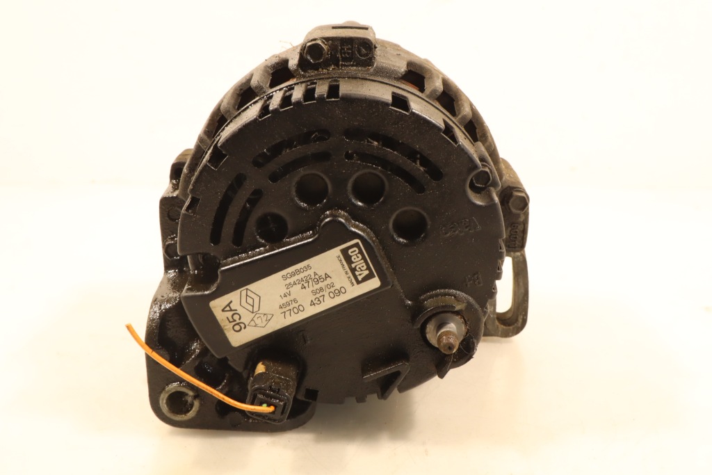 Генератор renault clio 2 1.2 7700437090 Ціна