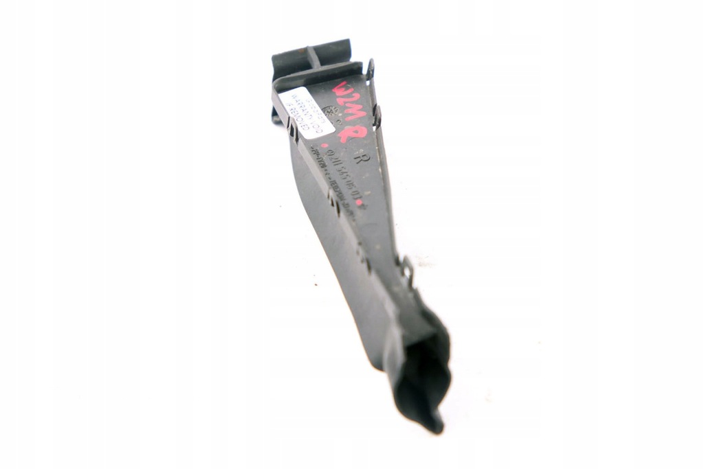 фото №10, Mercedes s211 w211 кронштейн заглушка правий панелі