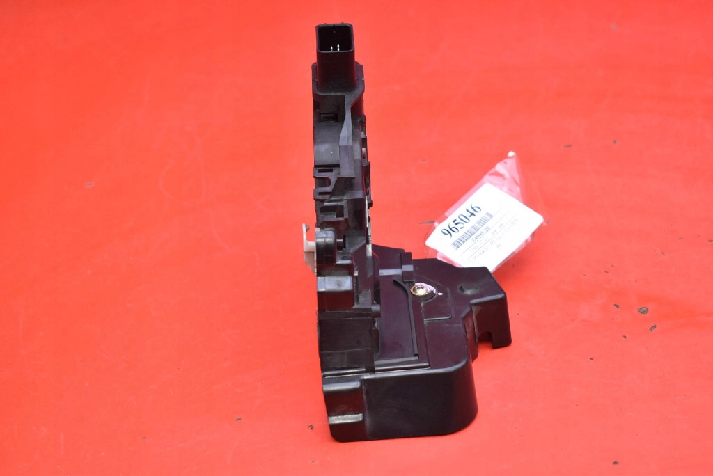 фото №5, Замок правый перед передний eu 30753664 volvo c30 1 i 06-09