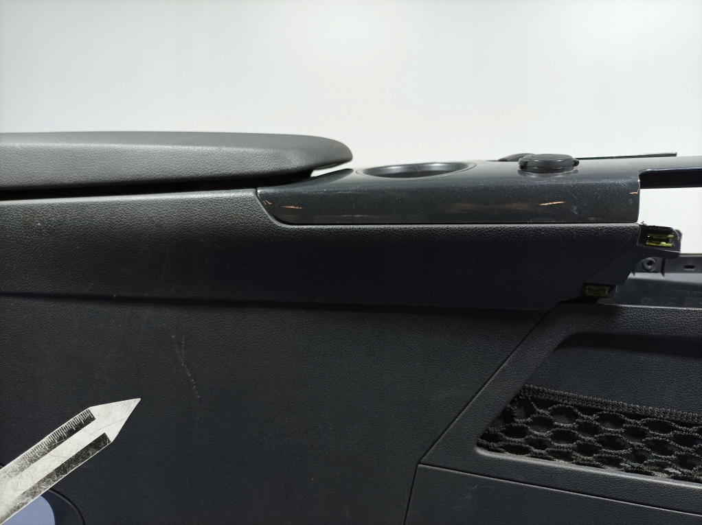 фото №10, Peugeot 3008 i подлокотник туннель средний кожа eu