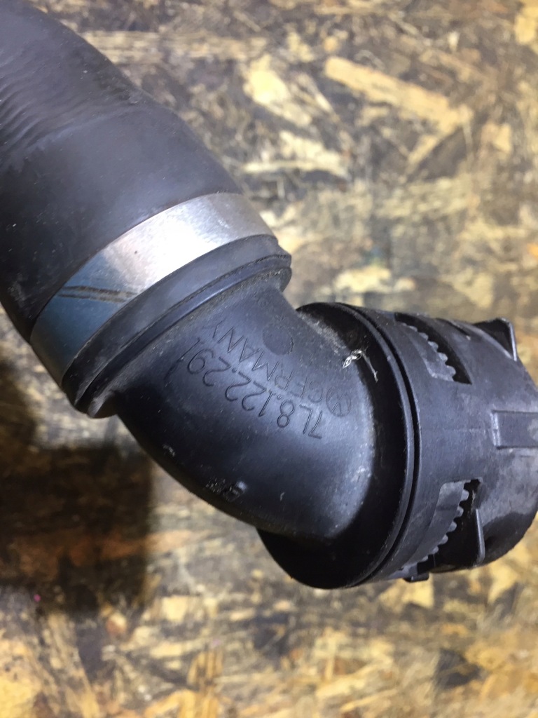 фото №8, Audi q7 4l 4.2 tdi wąż шланг wody 7l8121115