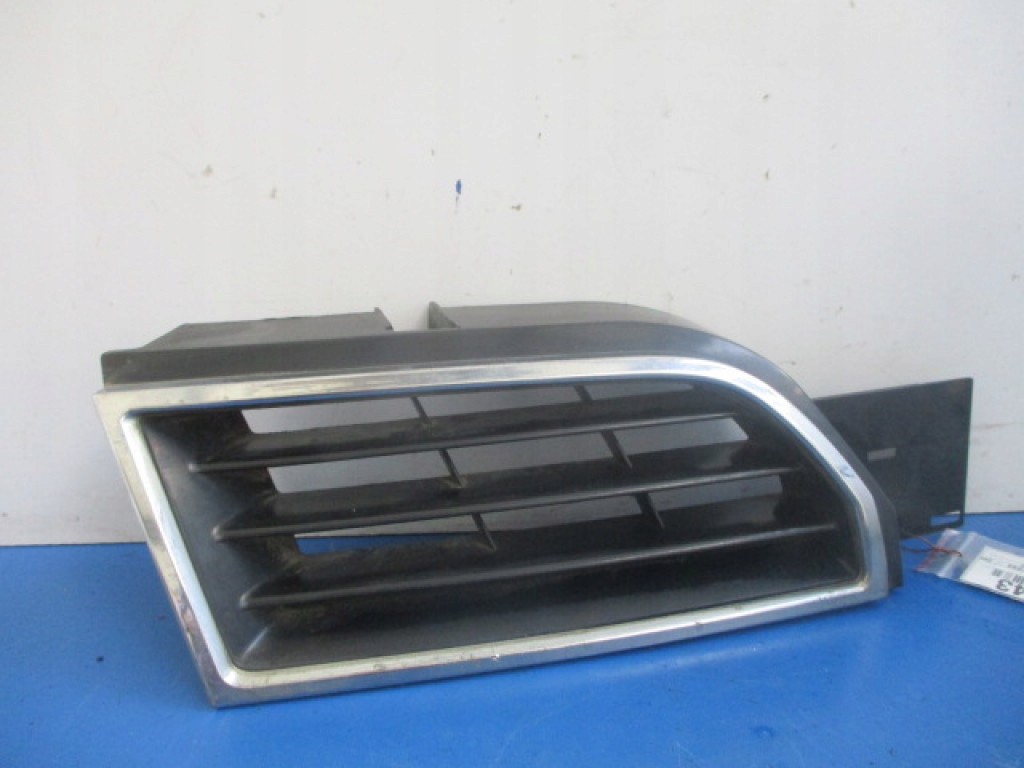 фото №1, Mitsubishi carisma i lift решётка радиатора решётка радиатора решётка радиатора правая mr361182rh