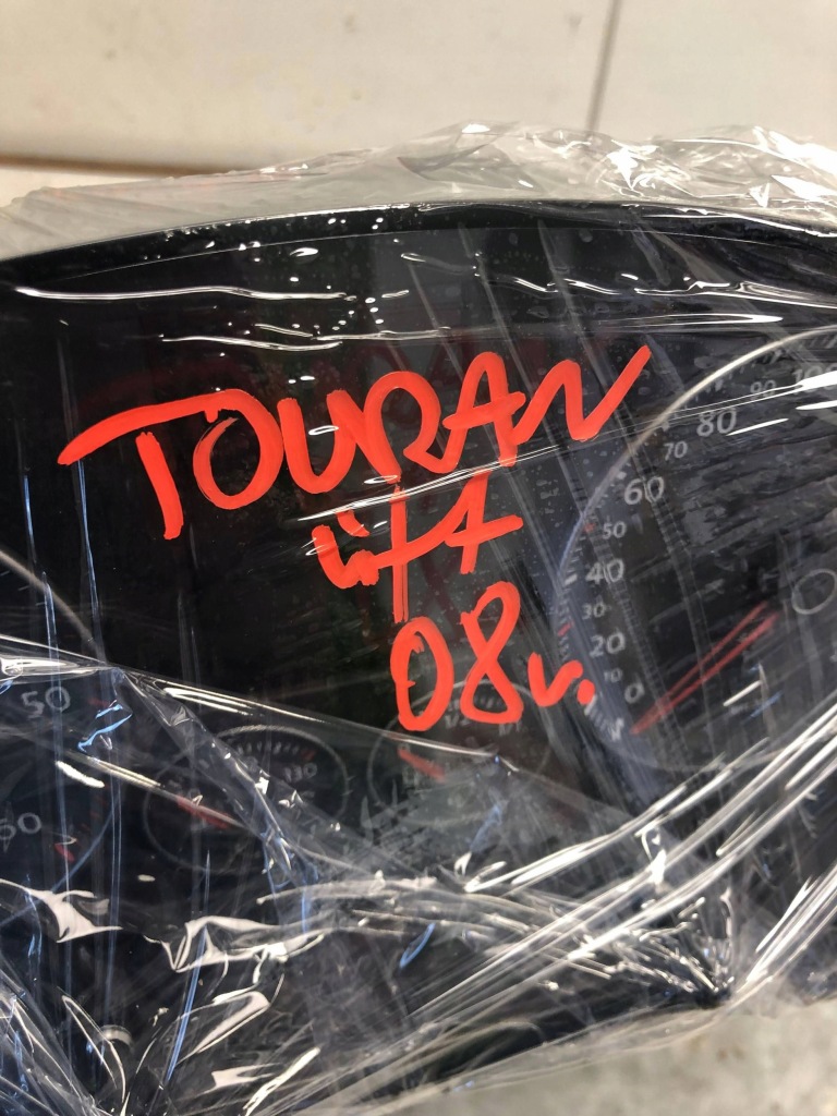 Панель приборы vw touran 1 рестайлинг  1t0920874a европа с Разборки