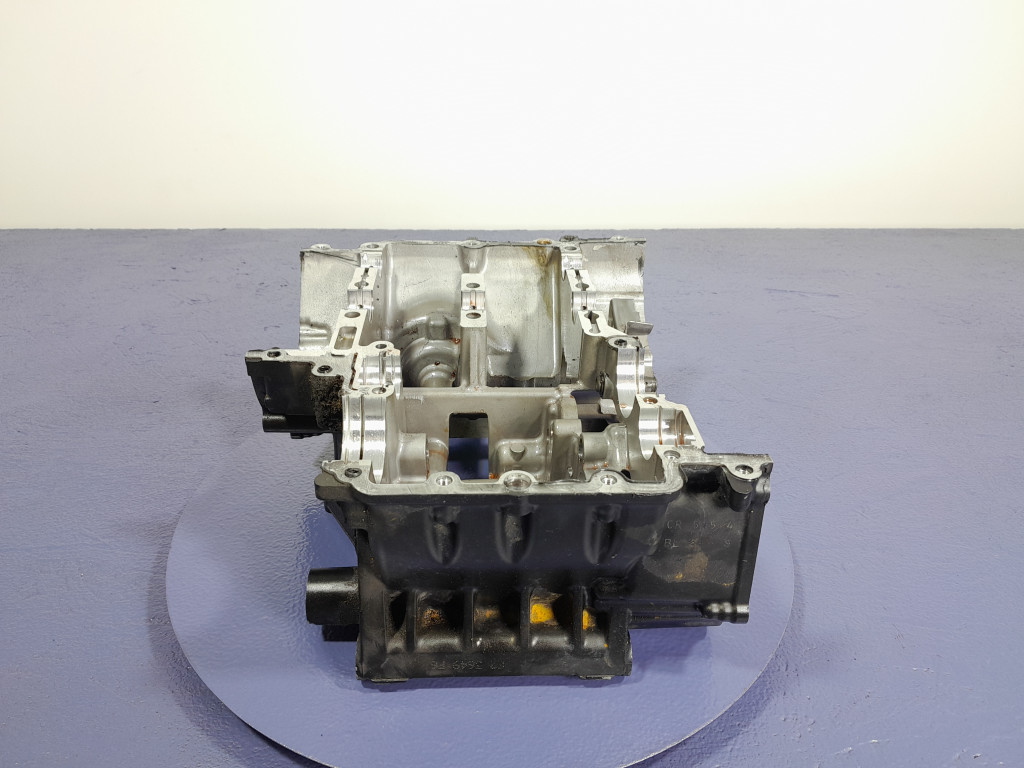 фото №4, Yamaha yzf r3 15-18 картер нижний блок двигателя