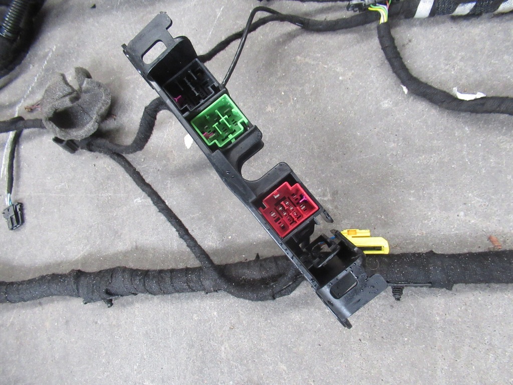 фото №16, Audi r8 5.2 cabrio 420 джгут електропроводка салону