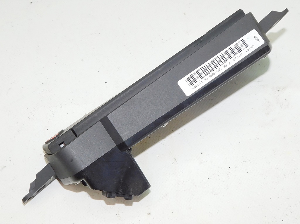 фото №6, Chrysler pacifica 2004r часы приборная панель