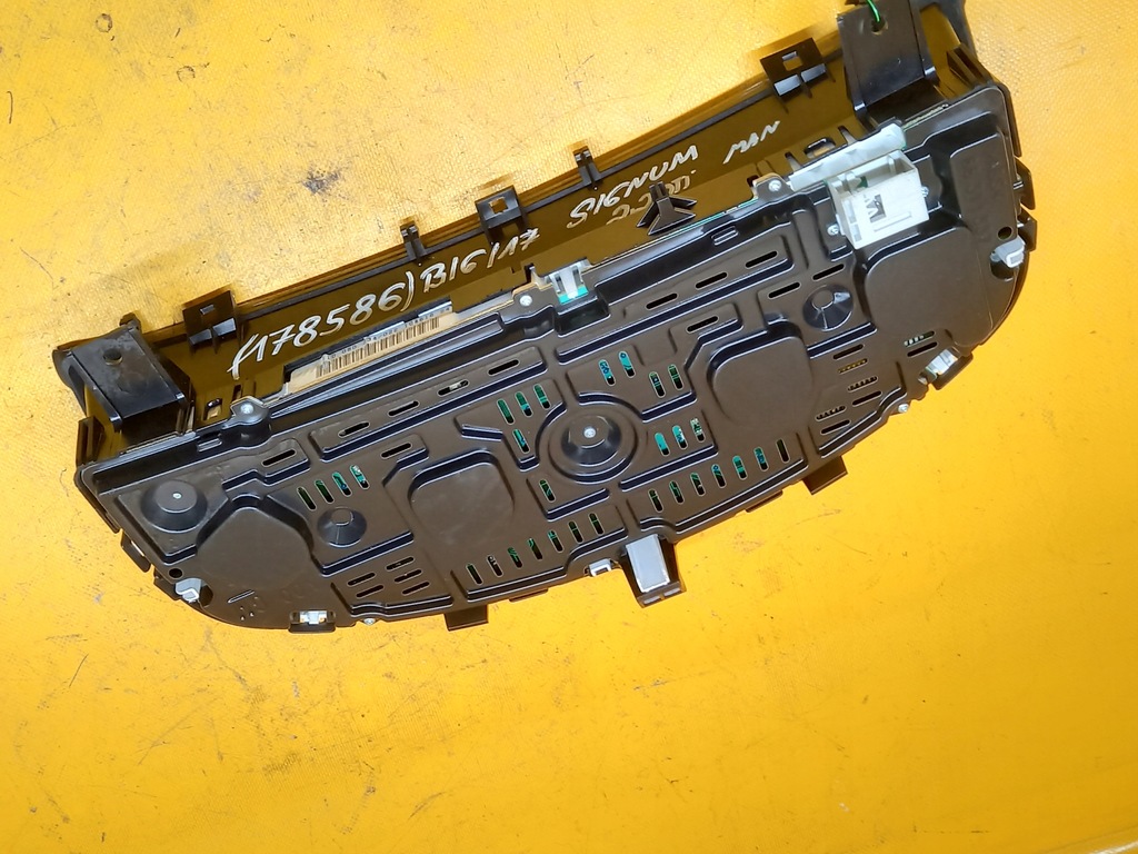 фото №8, Лічильник прилади signum 2,2dti 03-05r 13136733ja