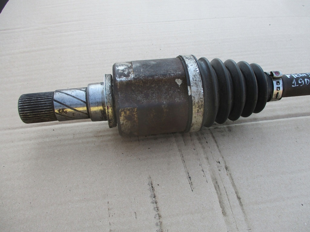 фото №5, Приводной вал левая 8200725510 renault megane iii 1.9dci