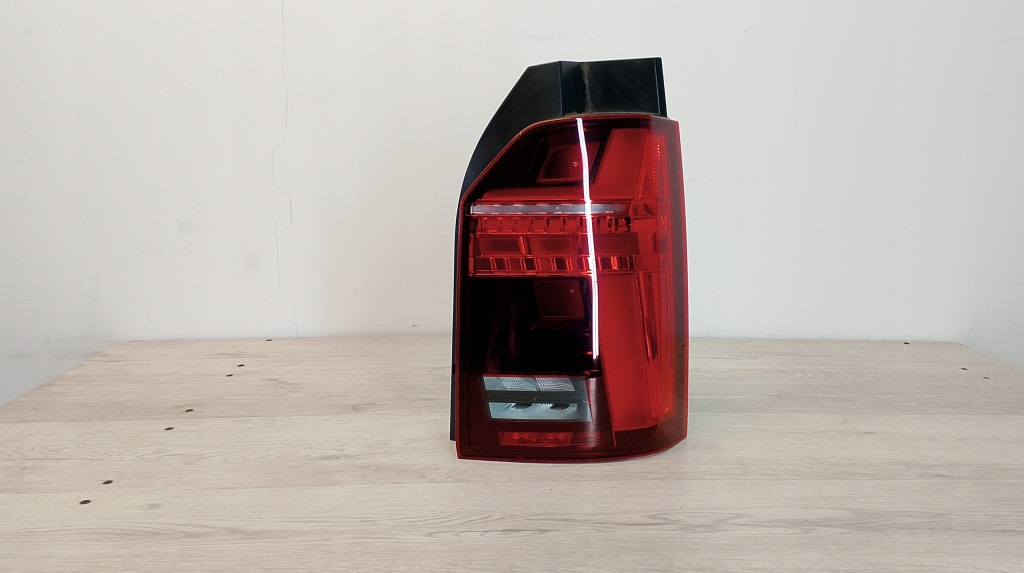 Купить Vw transporter t6 рестайлинг  t6.1 правый  фара задний  задняя led хорошее состояние led