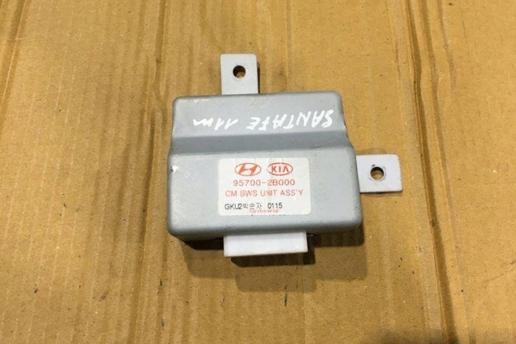 фото №1, Модуль pdc hyundai santa fé ii cm 957002b000 2.2l дизель 145kw 2011