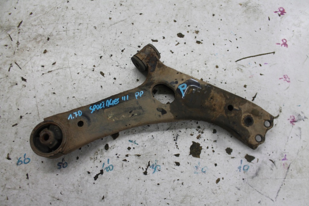 фото №1, Важіль правий перед передній kia sportage iii 1.7 crdi 10-15