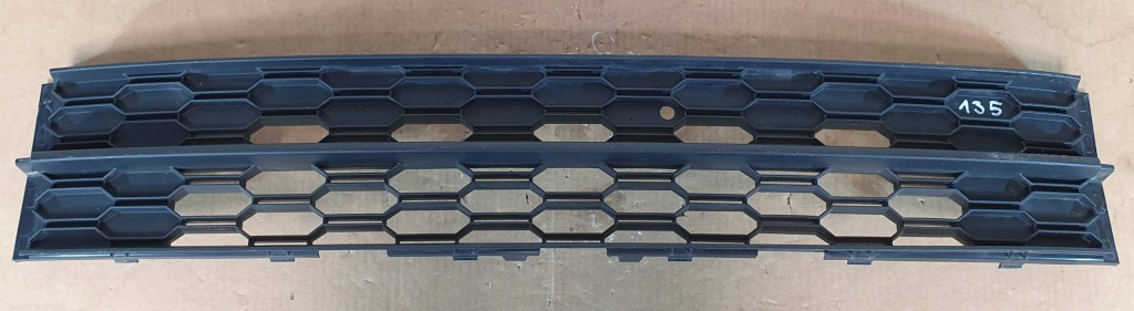 фото №1, Решітка бампера skoda octavia iii lift 5e0853677l