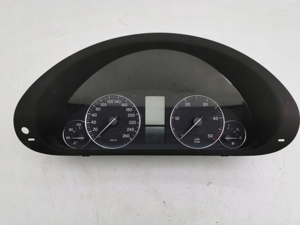 фото №5, Mercedes-benz c w203 2004 приборы, приборы