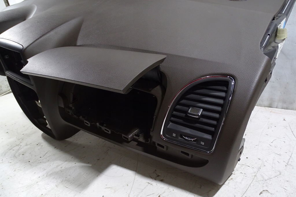 фото №6, Chrysler town country 11- панель приладів консоль подушка безпеки