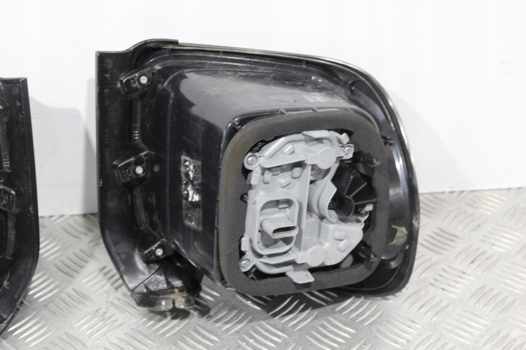 фото №5, Лампа левый задняя jeep renegade lift 52109469