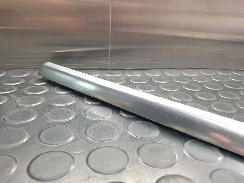 фото №9, Volvo xc60 i молдинг уплотнитель стекло задний левый левый задняя хром