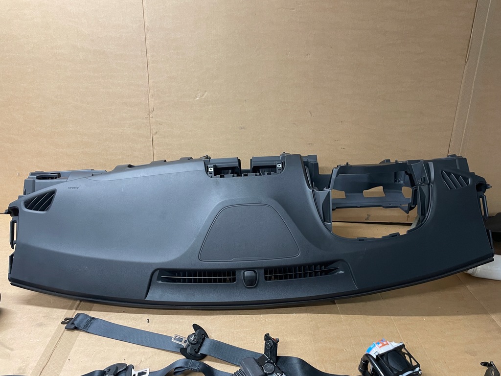 фото №6, Hyundai kona i 1 приборная панель консоль ремни подушки безопасности подушка безопасности оригинал