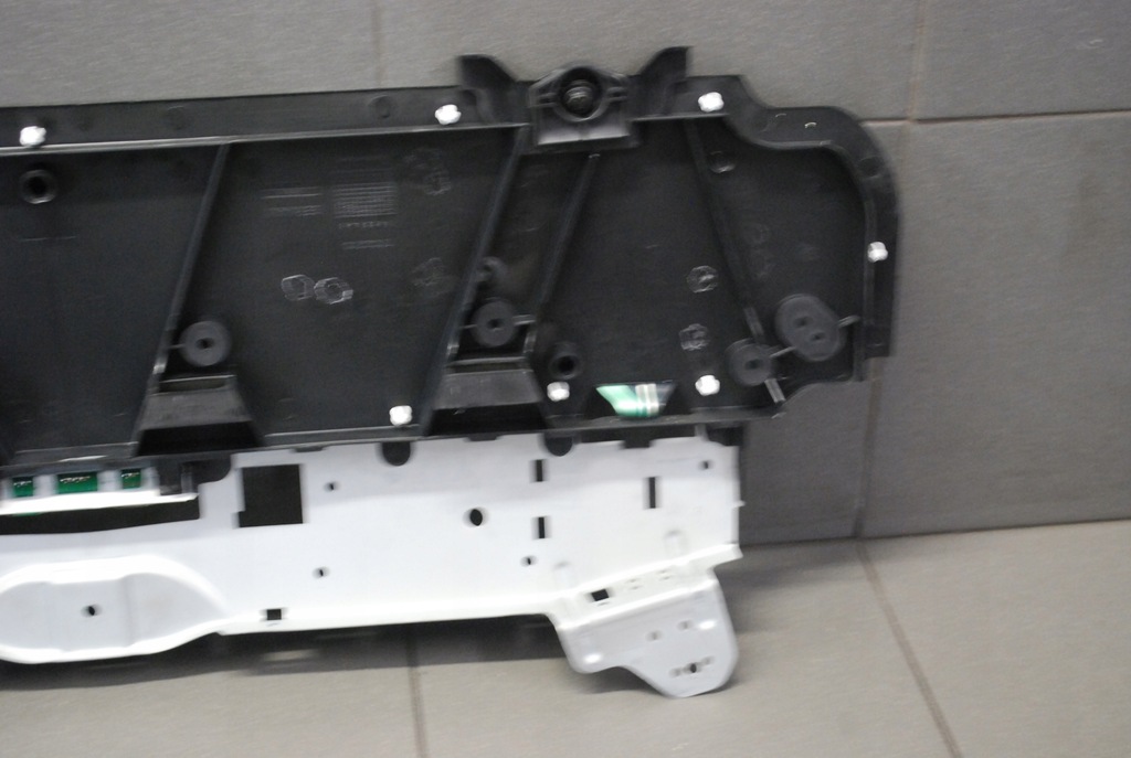 фото №10, Антенна gps volvo xc90 8651013-1