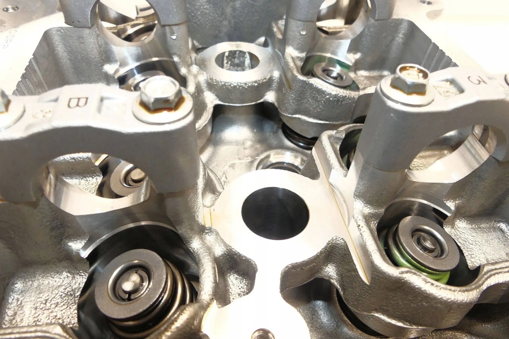 фото №6, Nissan x-trail iv t33 qashqai 1.5 vc-t kr15 головка цилиндров