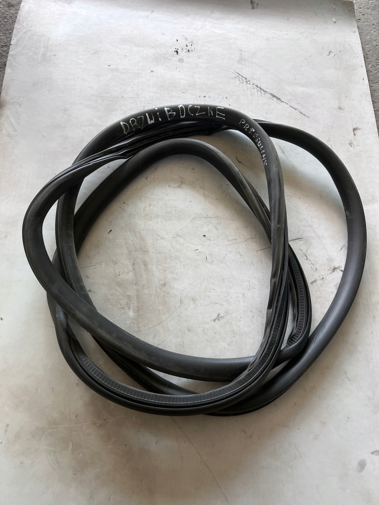 фото №1, Прокладка дверь правый bok peugeot expert iii 2.0 blue hdi 2020 rok