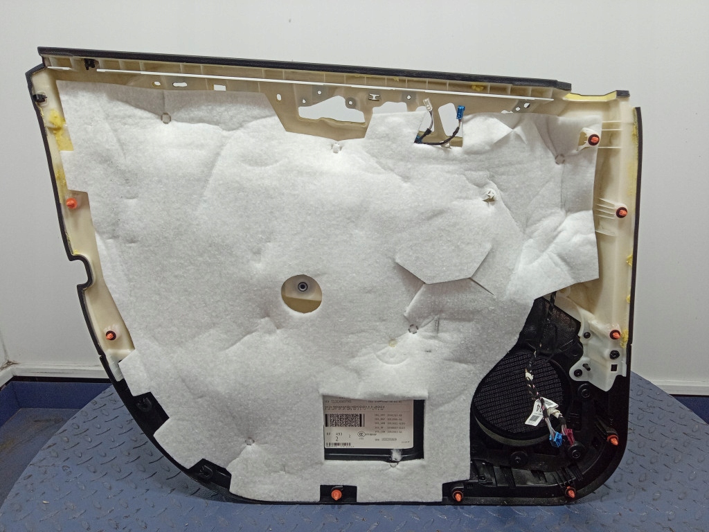 фото №5, Mercedes gls x166 обивка дверь перед правая обшивка