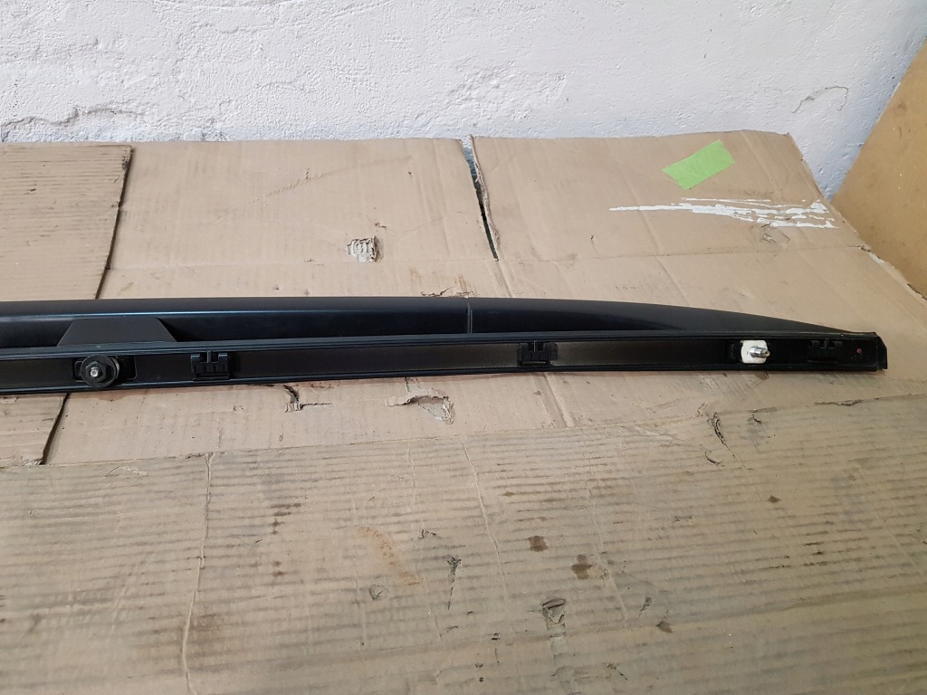 Рейлінг даховий правий bmw e91 Зі Шроту