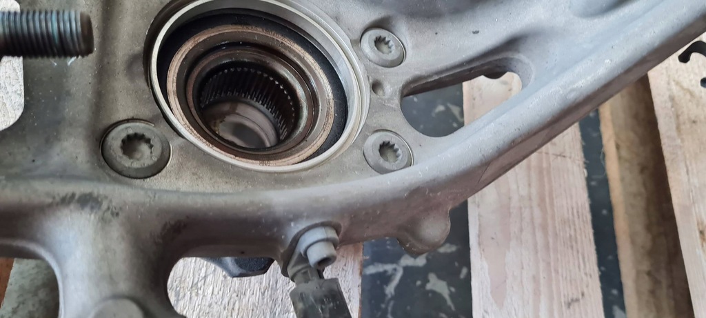 фото №16, Sq8 4m rsq8 q8 поворотний кулак ліва лівий перед 4m0407253k sq7 4m q7