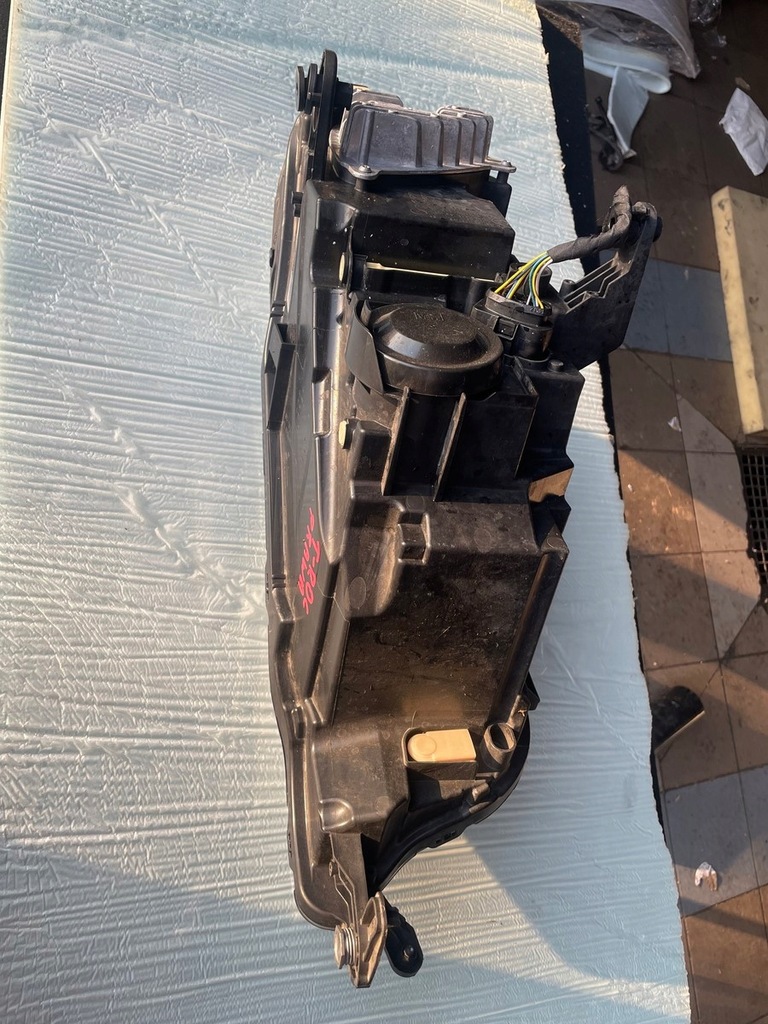 фото №13, Vw t-roc full led лампа перед передня ліва 2ga941005f права 2ga941006f