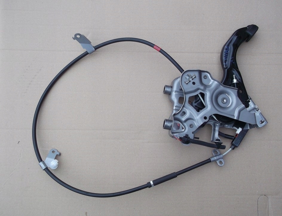 фото №1, Toyota prius iv педаль трос тормоза ручного