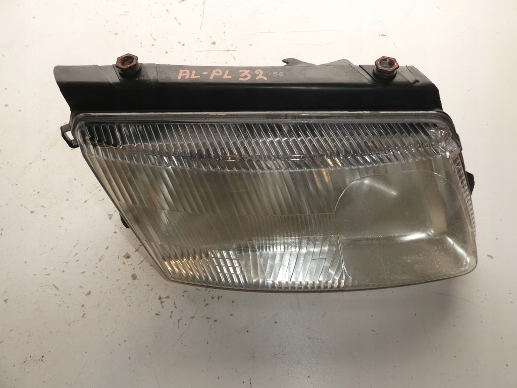 фото №1, Passat b5 фара правая лампа перед
