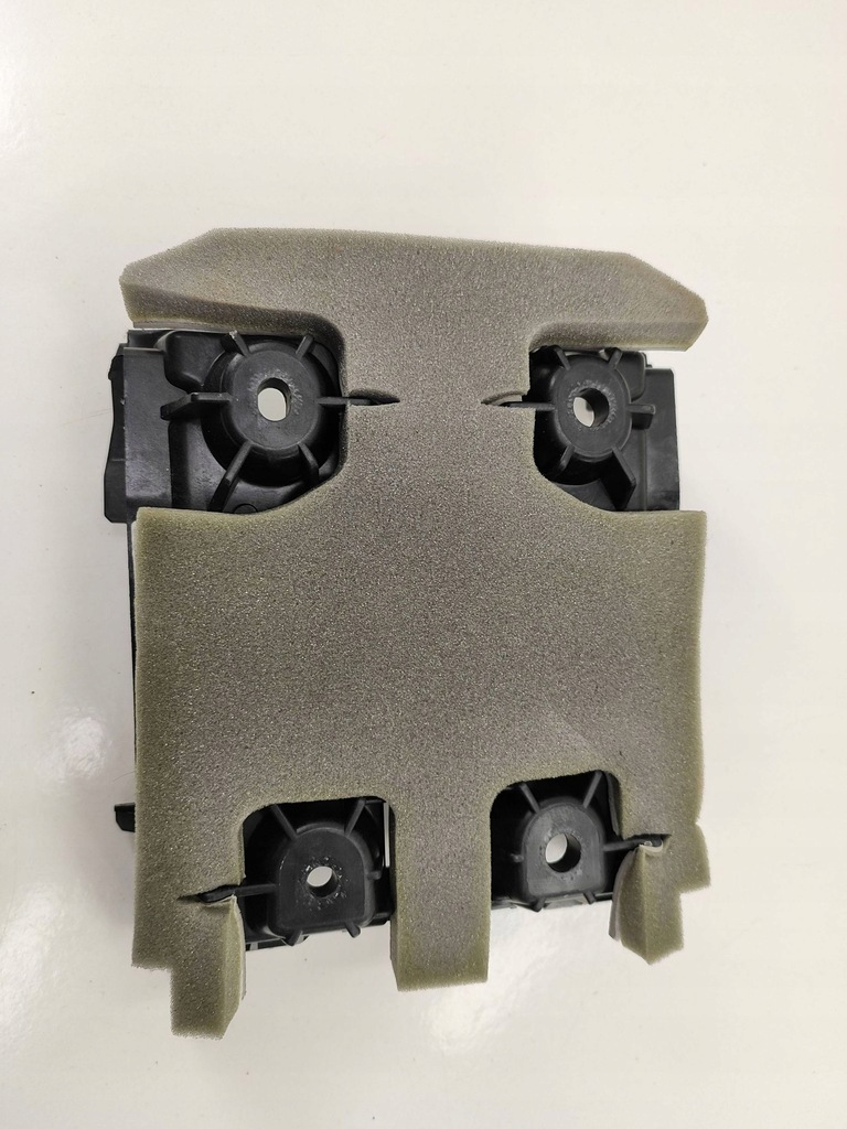 фото №5, Peugeot 5008 ii 2019 защита рычаг тормоза ручного