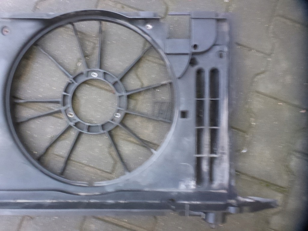 фото №9, Toyota auris ii 12- корпус вентилятора оригинал