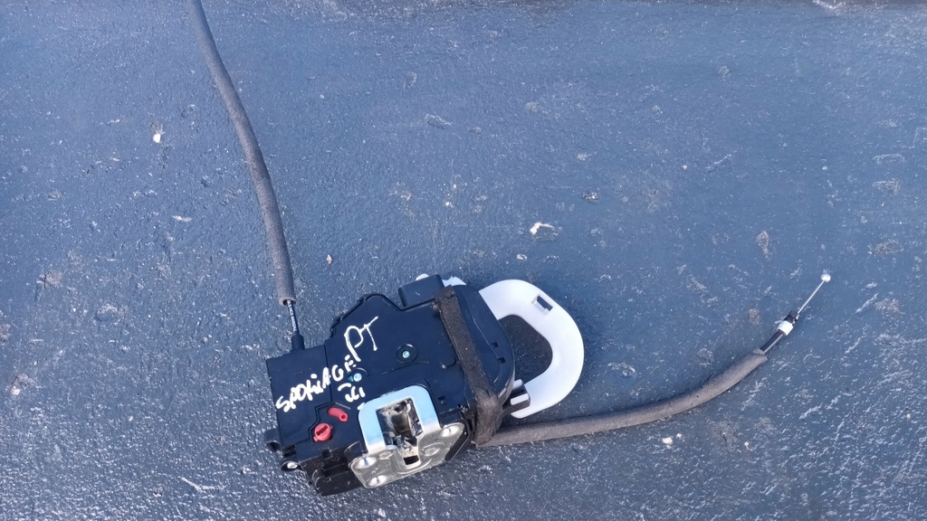 фото №1, Kia sportage iii замок дверь правый задняя 81420-3u010