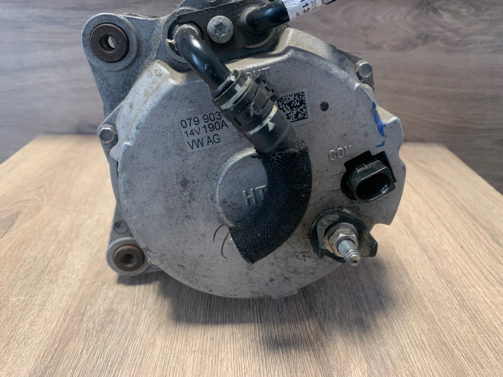 фото №3, Генератор audi a8 d4 3.0 tdi 079903018l