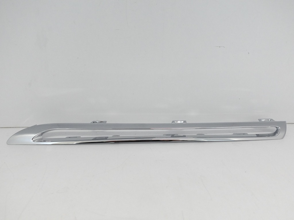 фото №1, Mercedes glc x253 c253 amg 15-19 молдинг хром правая na решётка радиатора решётка радиатора