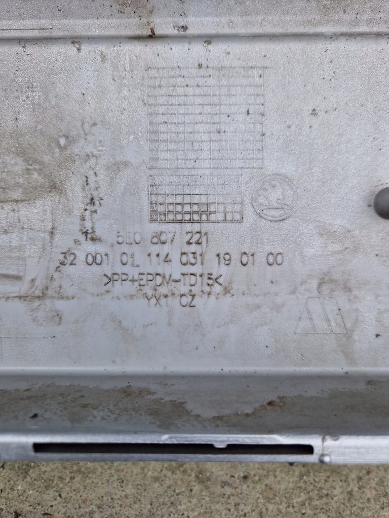 фото №11, Skoda octavia iii 5e0 бампер перед