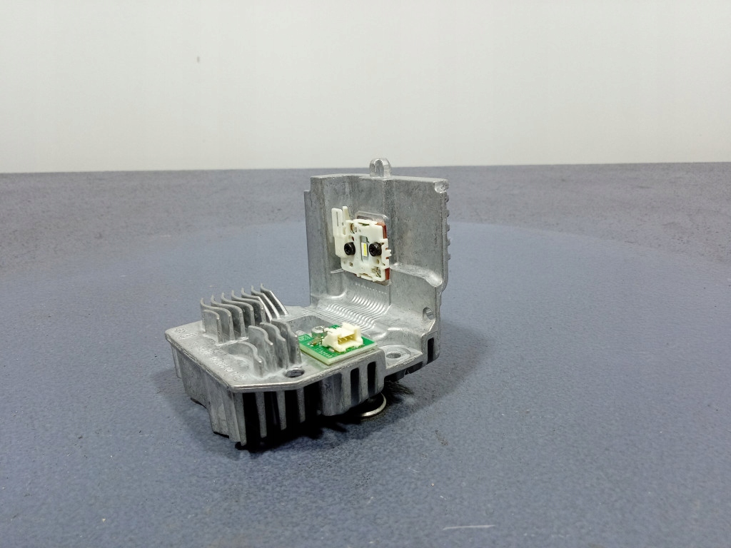 фото №1, Scania r s ntg 2016 модуль led jeż фара правого 196.035-04r