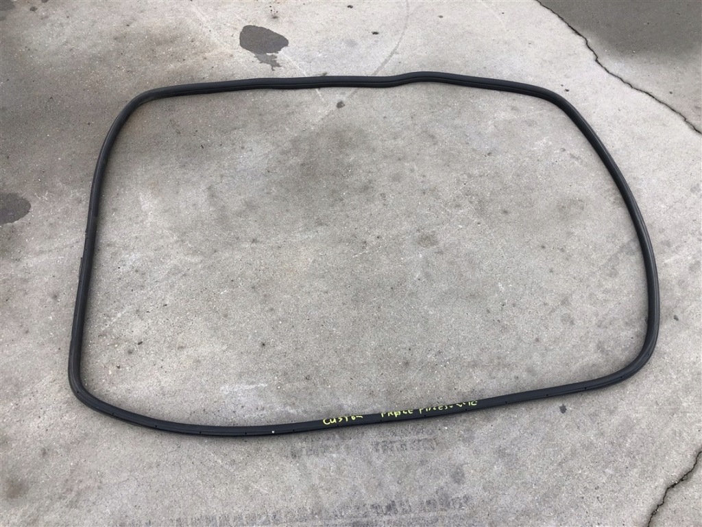 фото №1, Прокладка дверь раздвижных правых transit custom