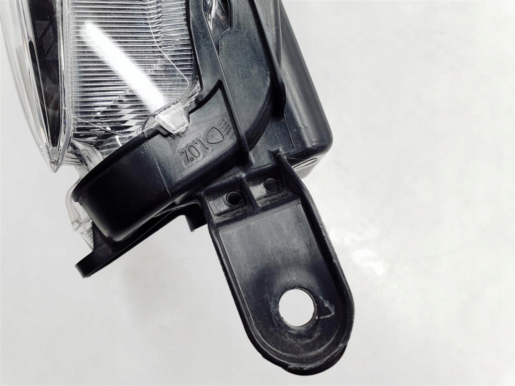 Toyota yaris 4 iv 20r+ ліва фара перед full led ory європа  !!! Зі Шроту