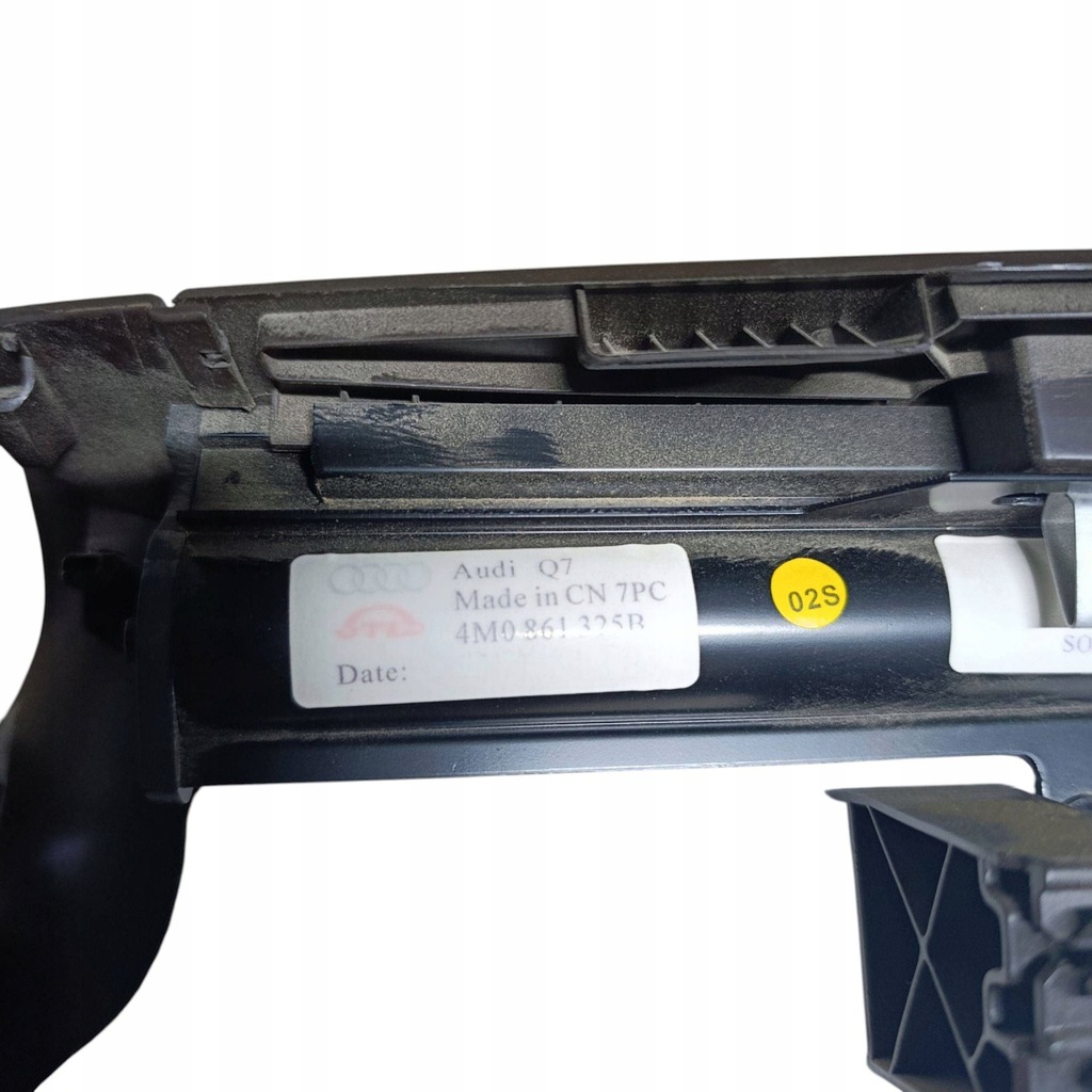 фото №10, Audi q7 4m 2018 с задний обшивка крышки задний багажника i другое элементы