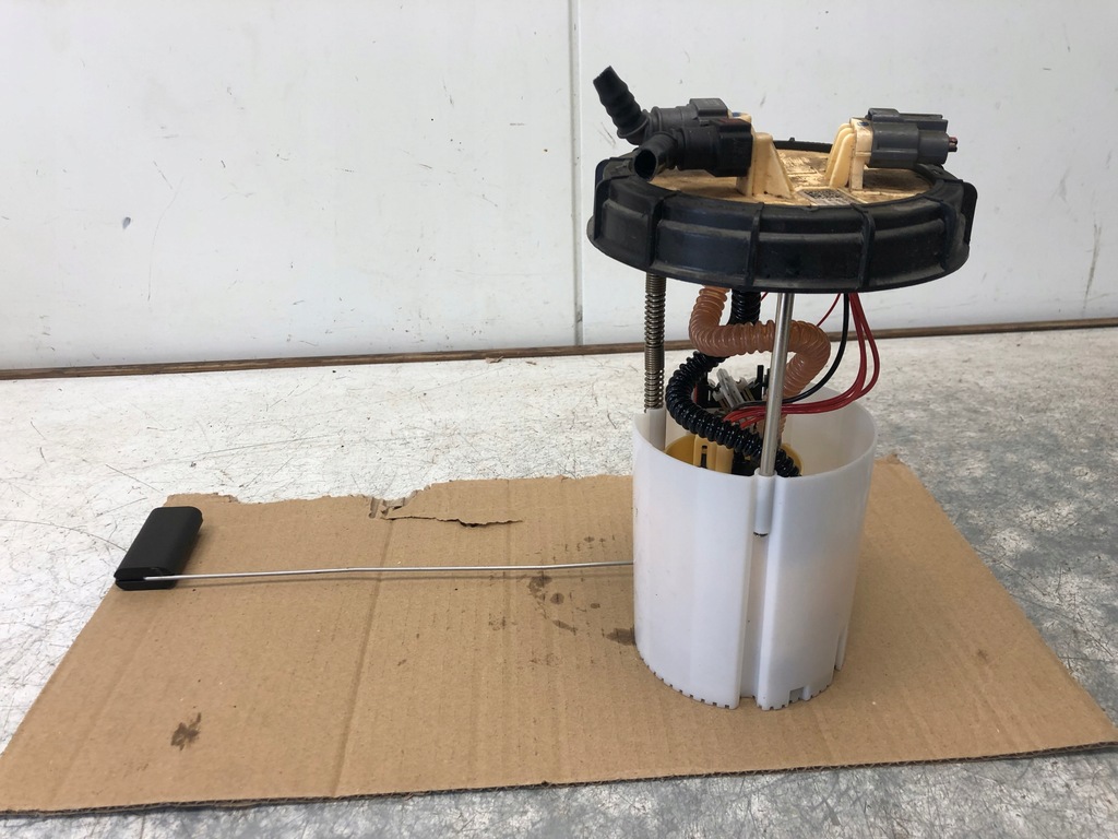 фото №1, Насос топлива renault master 172026697r