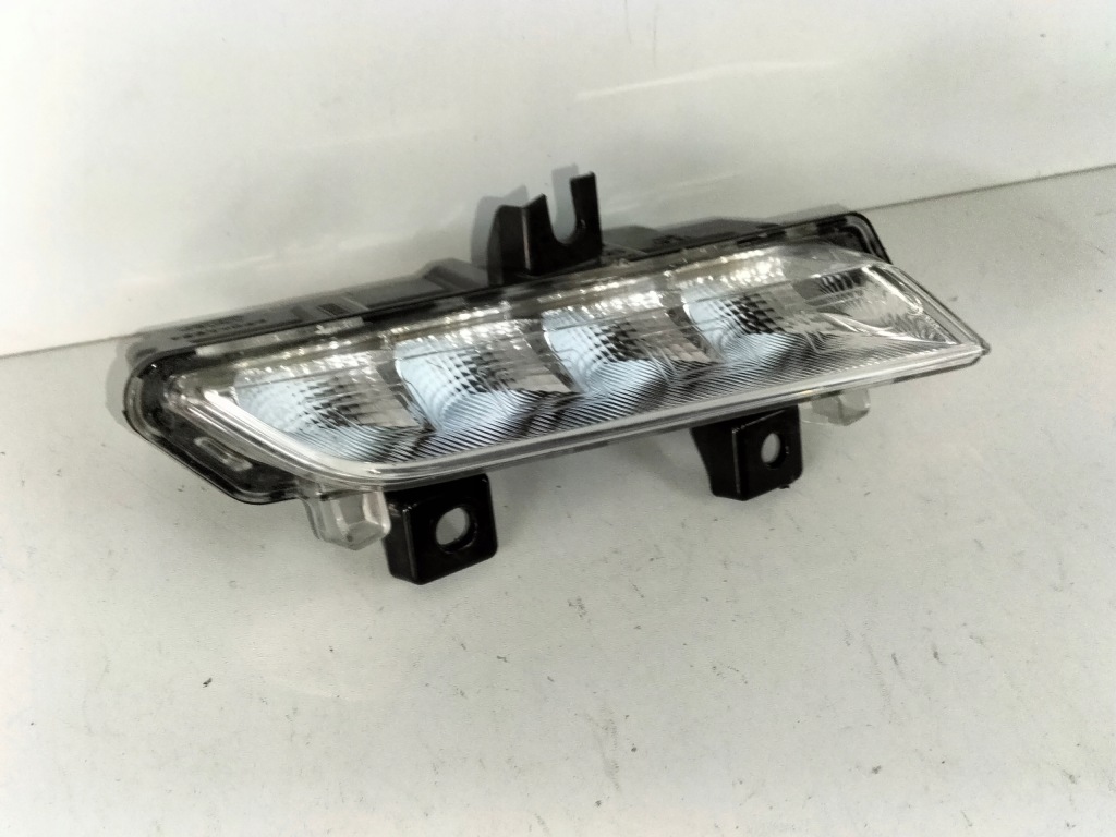 Протитуманна фара led drl правий renault clio 4 iv 12-16 Ціна