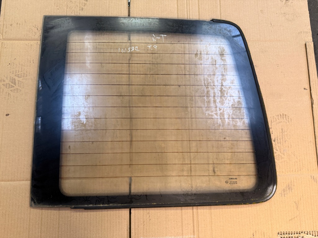 фото №1, Стекло правая задняя дверь motylkowych крышки vw transporter t4